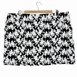 Mario Serrani Floral Skort Black White Womens Size XXL Mini Skirt Travel Beach